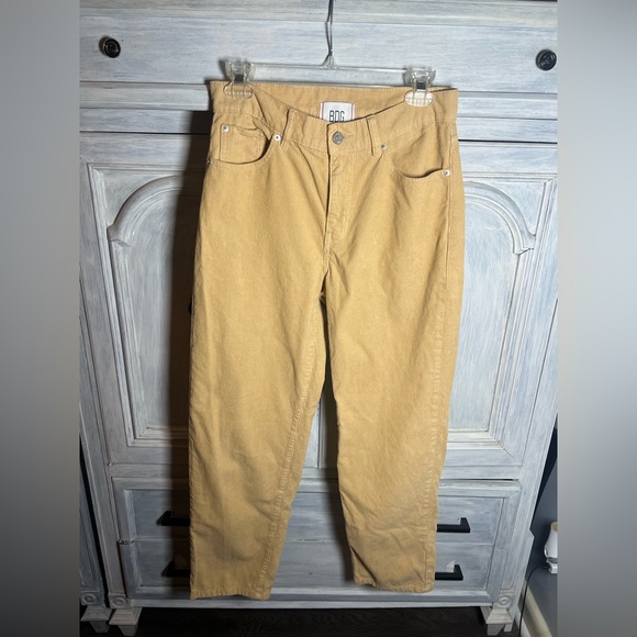 BDG Tan Pegged Cowboy Relaxed‎ Straight Corduroy Pants Academia Classic Preppy - Picture 4 of 10